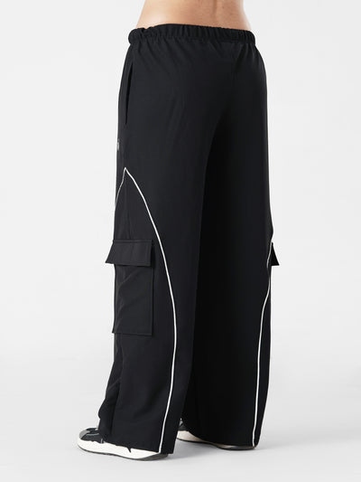Recalibrate Cargo Joggers in Black